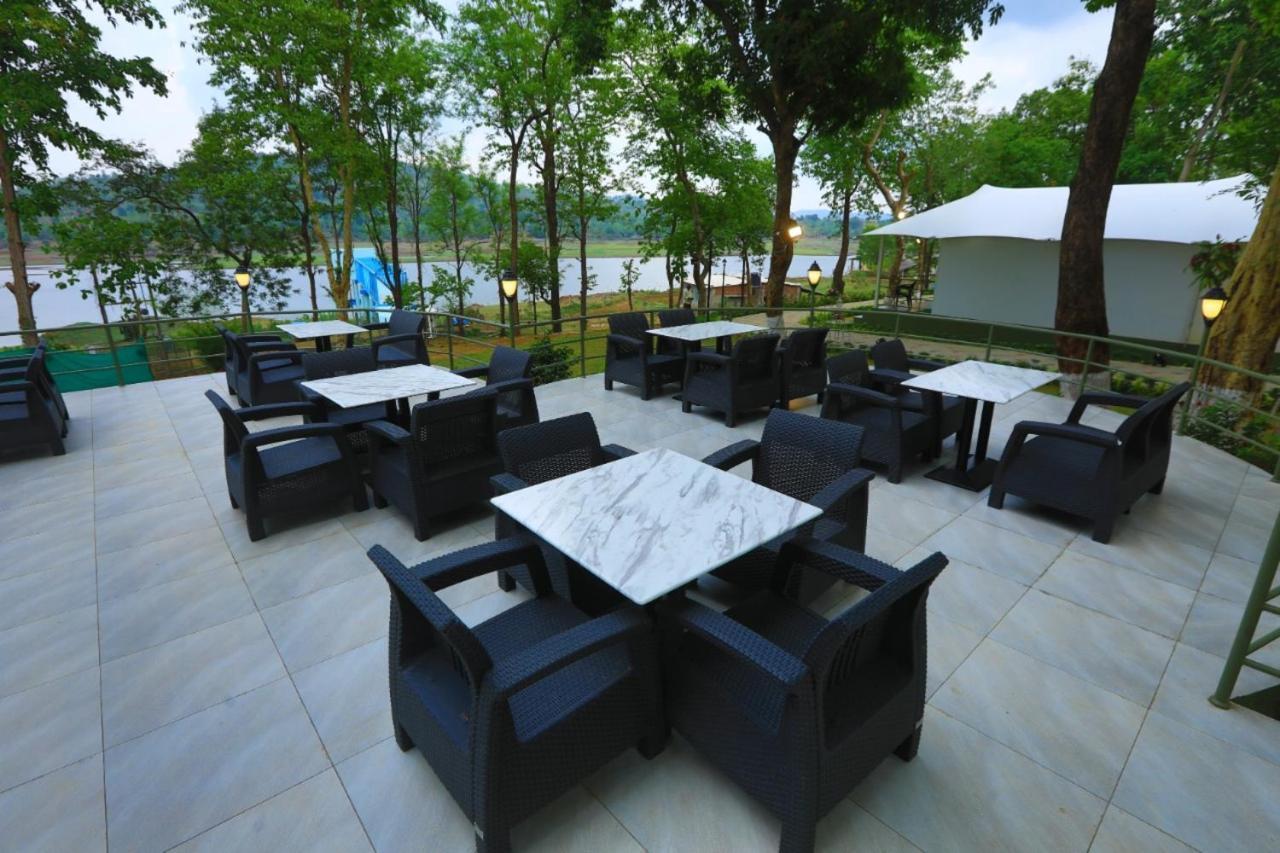 White Feather Resort Kauncha Silvassa Exterior foto