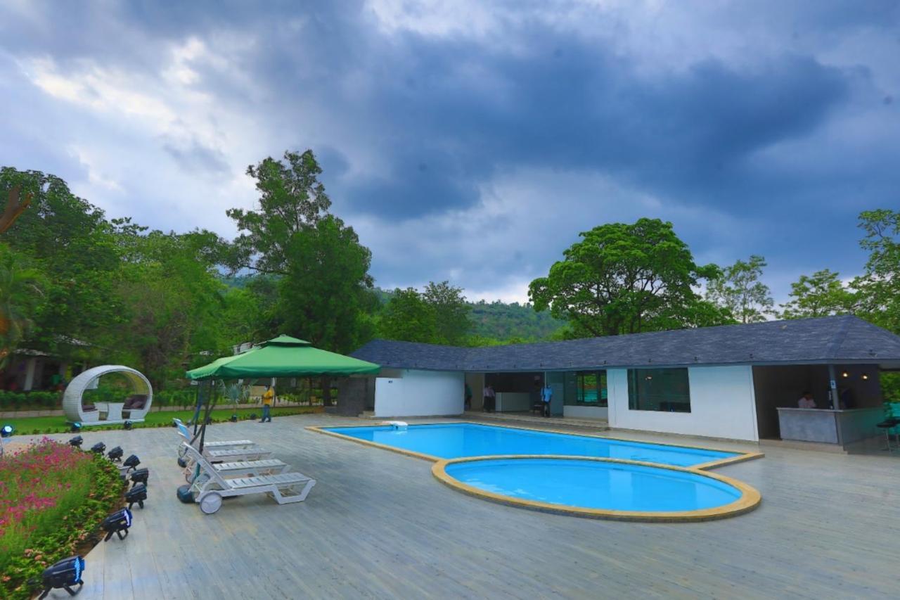 White Feather Resort Kauncha Silvassa Exterior foto